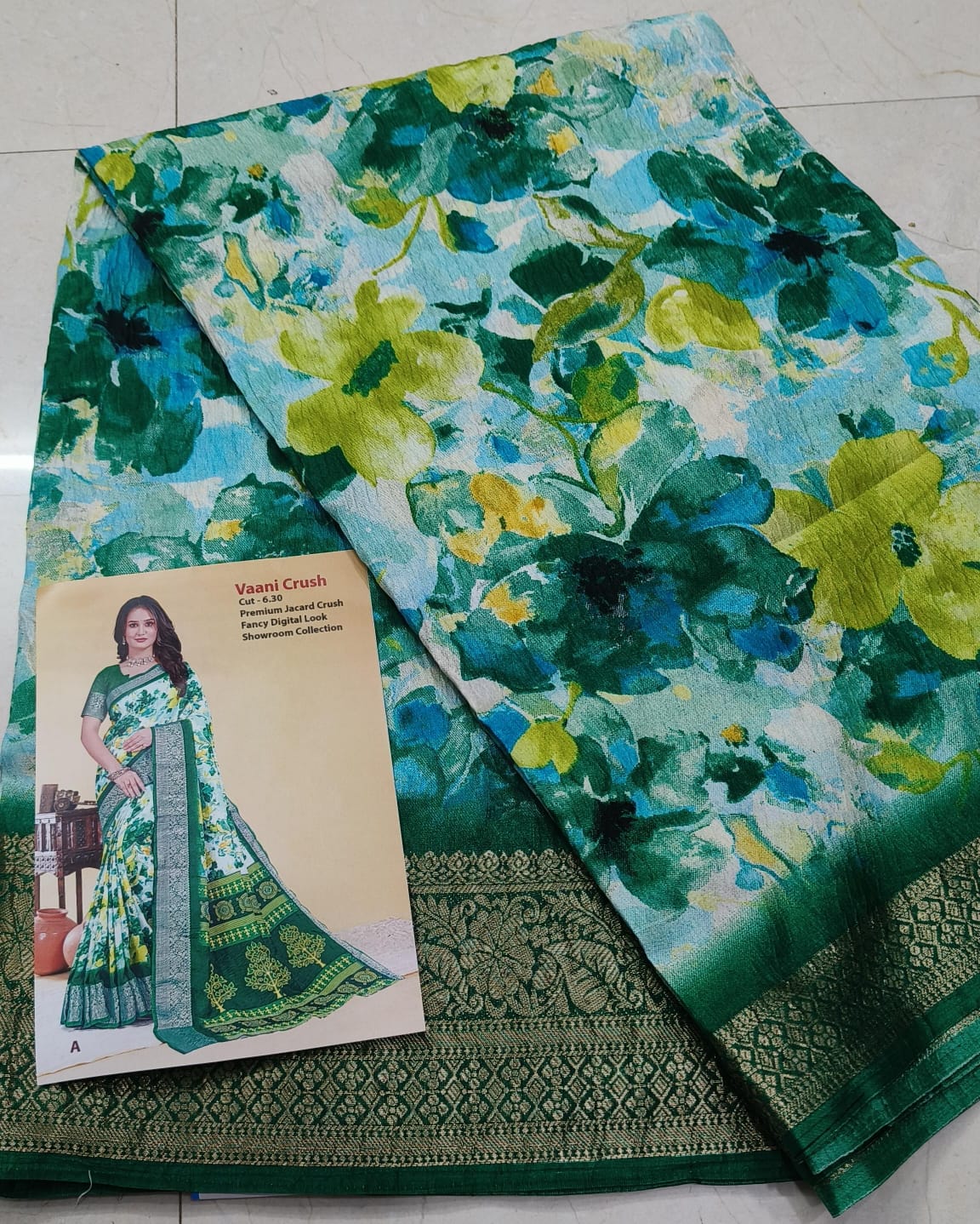 Premium Jacard Crush Saree