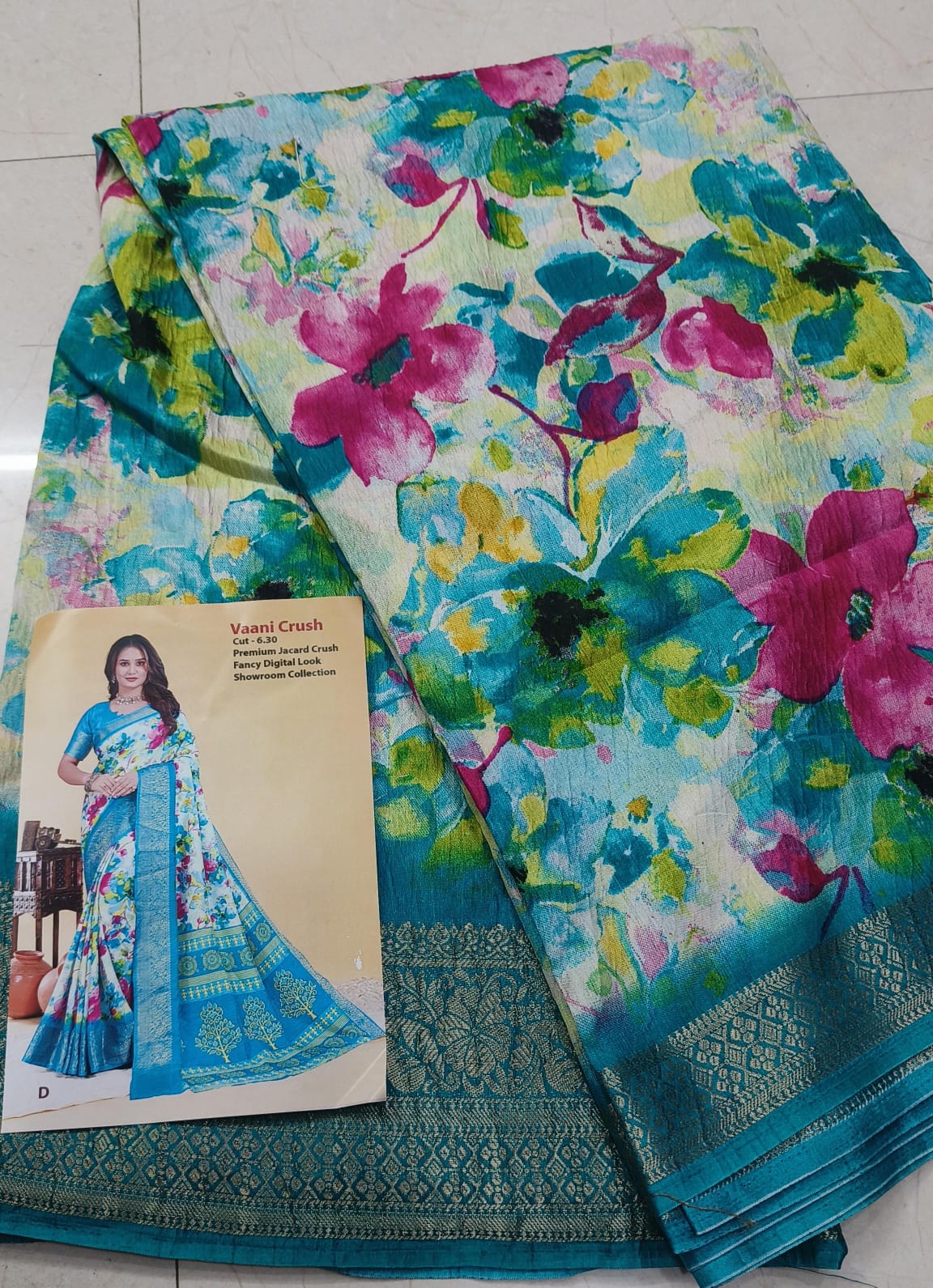 Premium Jacard Crush Saree